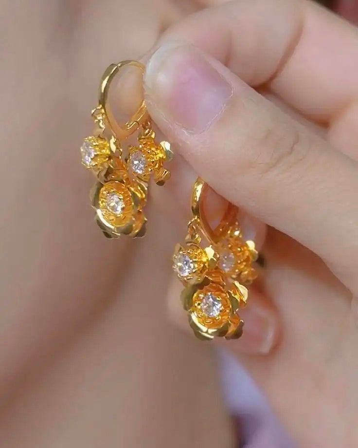 18k Crystal Flower Stud Earrings