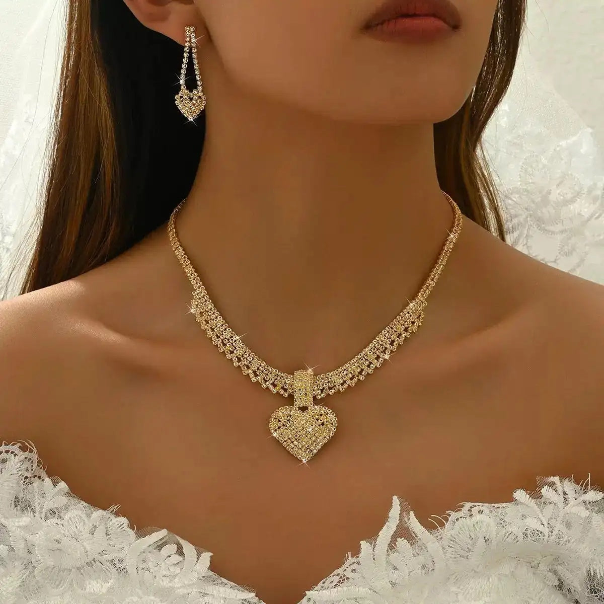 2- Claw Chain Crystal Heart Necklace
