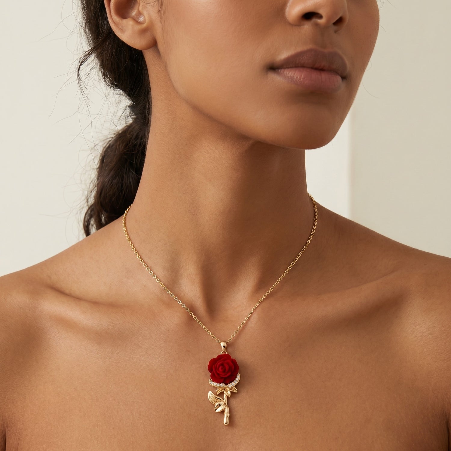 Romantic Red Rose Pendant Necklace