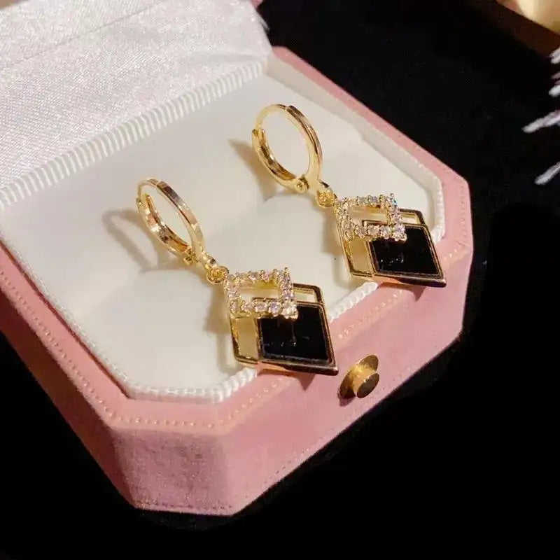 Black Double Rhombus Hoop Earrings