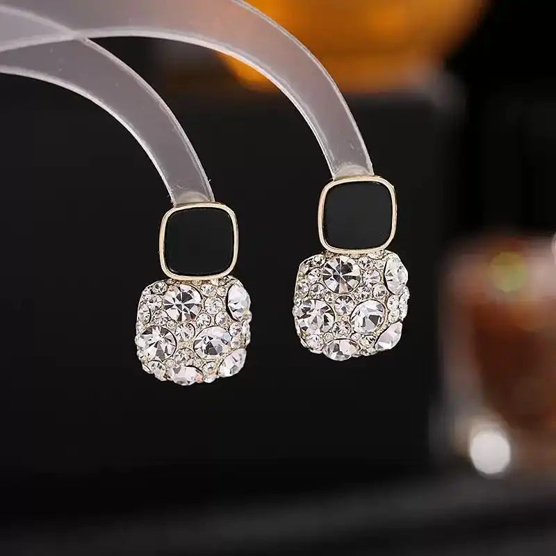 Black Square Diamond Retro Ear Stud Earrings