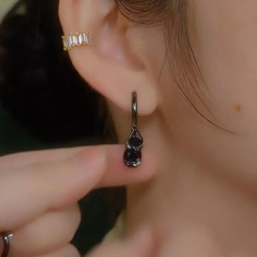 Black Teardrop Drop Earrings