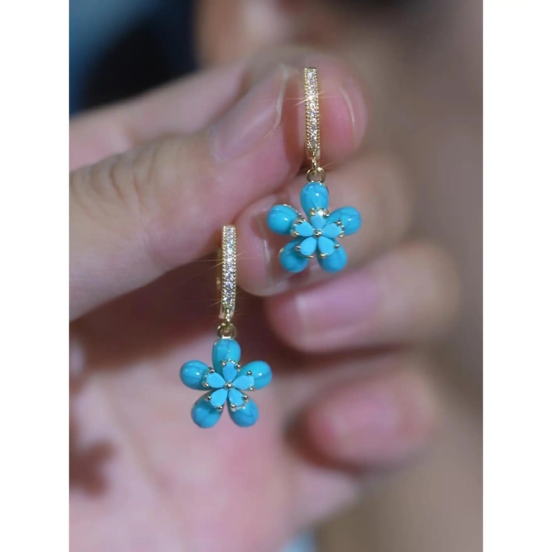 Blue Ice Flower French Retro Earrings