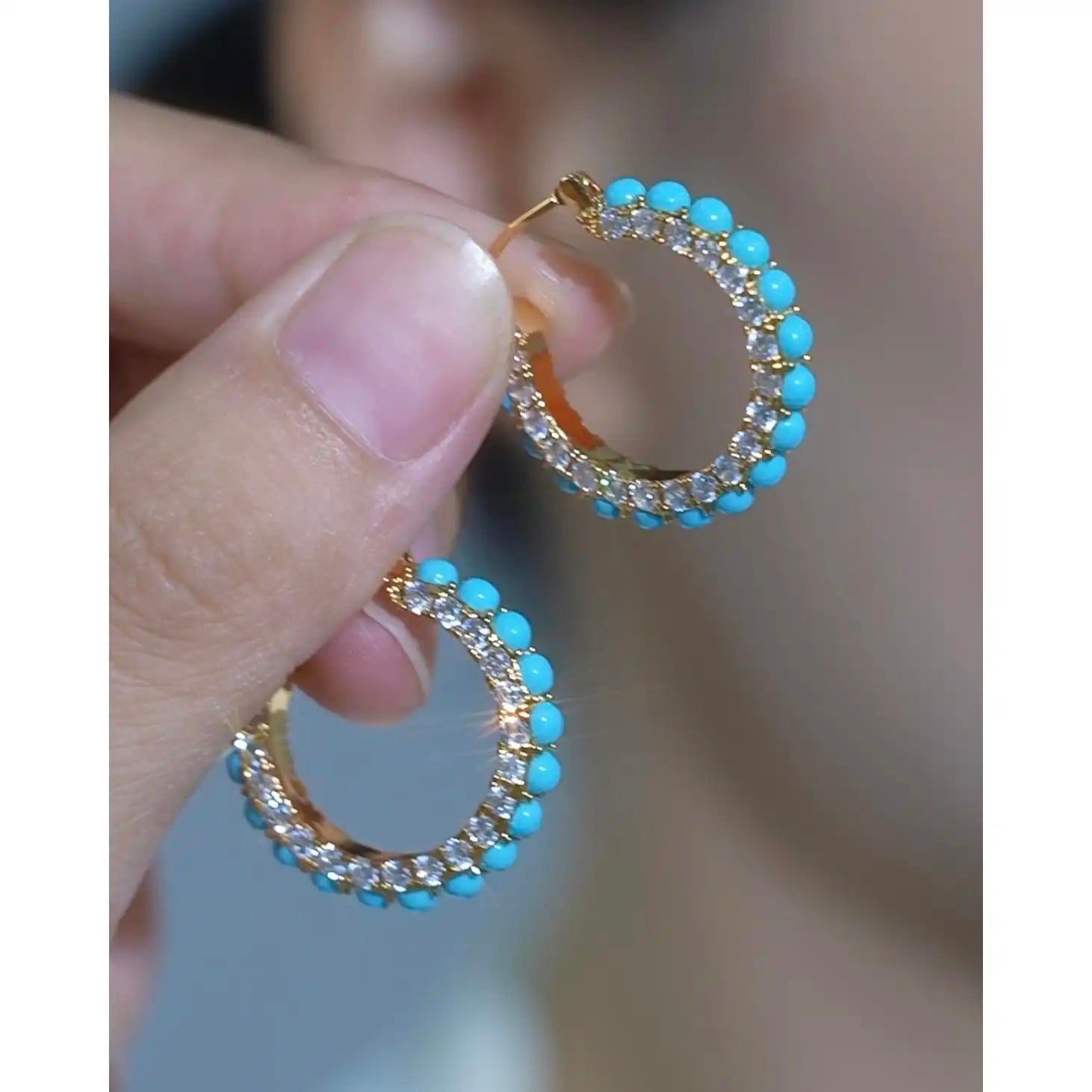 Blue Pine Color Lock Vintage Earrings