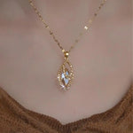 Brown Leaf Pendant Necklace
