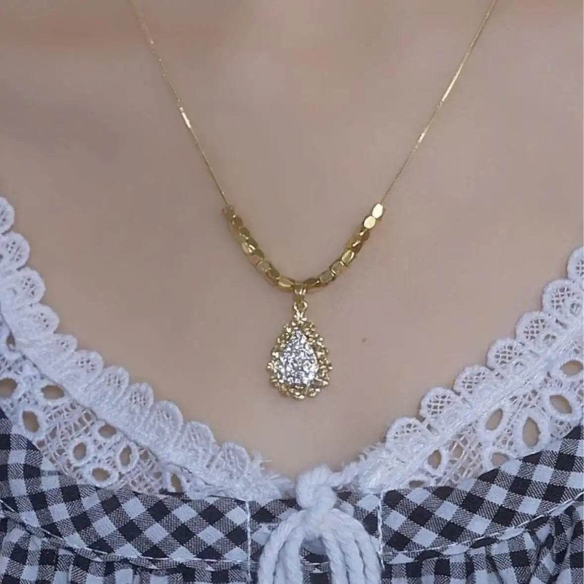 Brown Teardrop Necklace