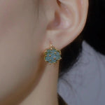 Cat Eye Flower Stud Earrings