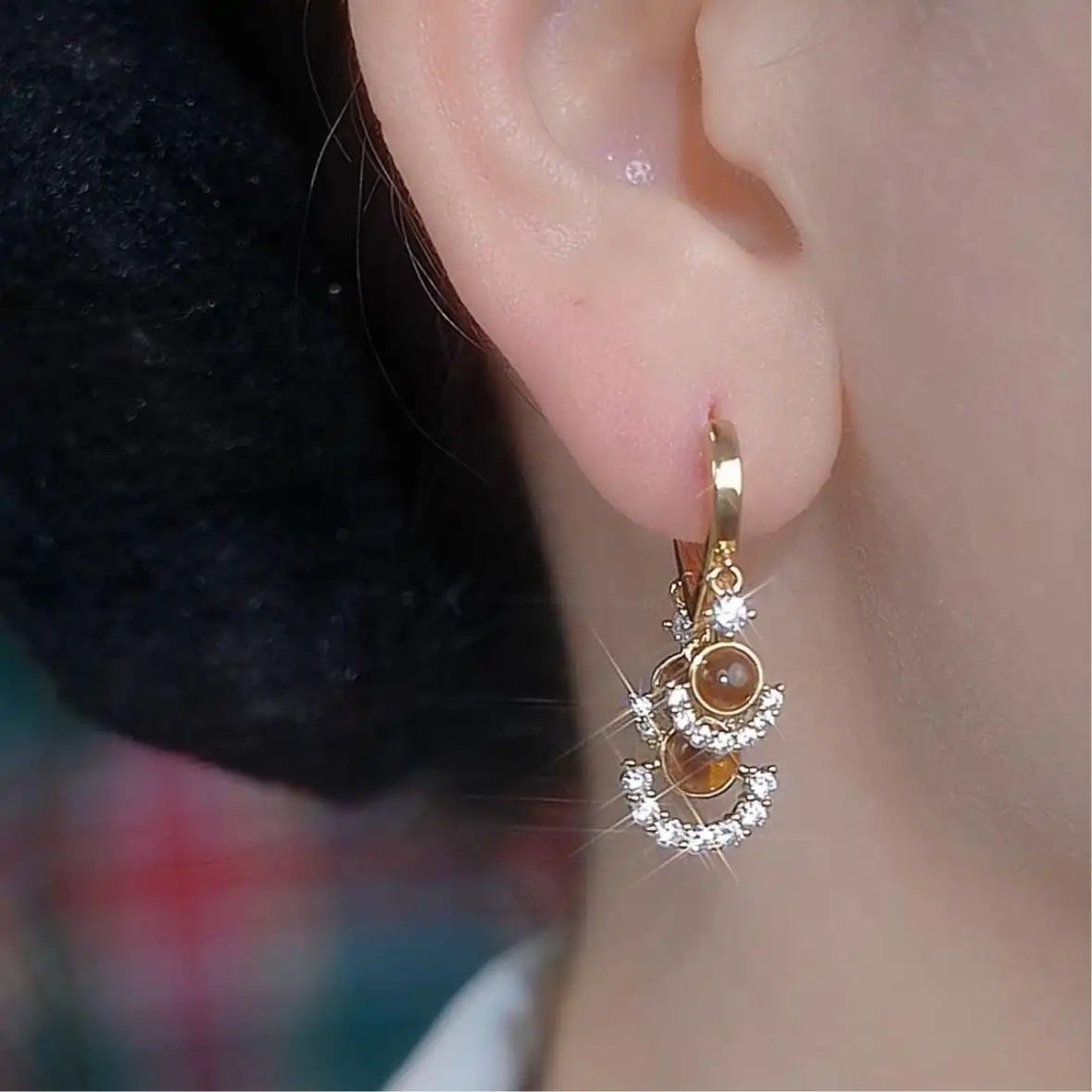 Cat-Eye Ginkgo Leaf Stud Earrings