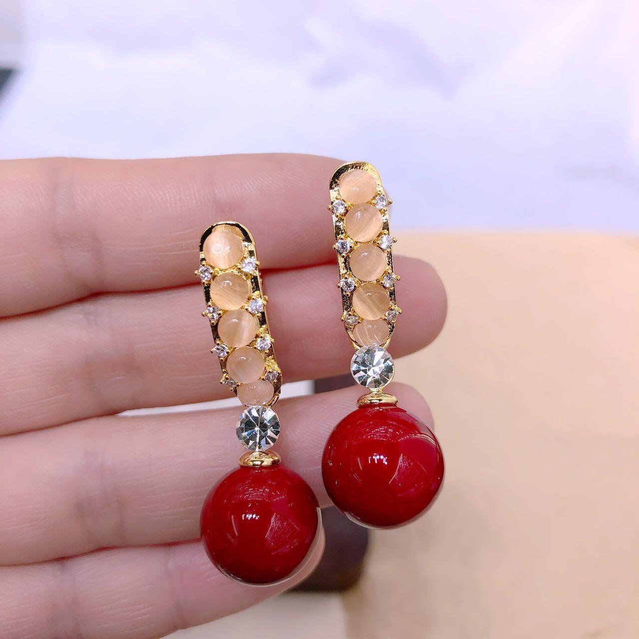 Cat Eye Pearl Earrings