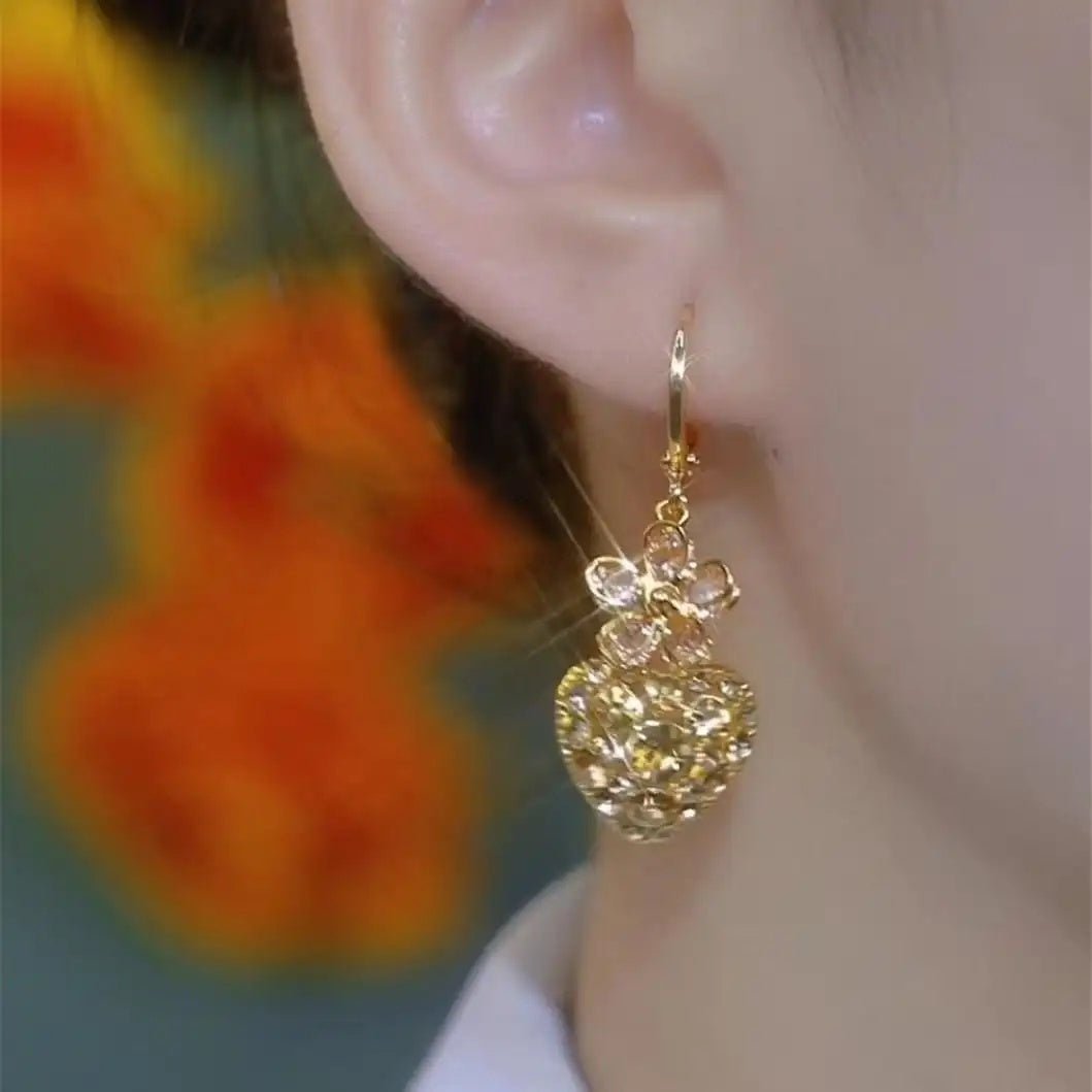 Champagne Gold Heart Flower Clip-On Earrings