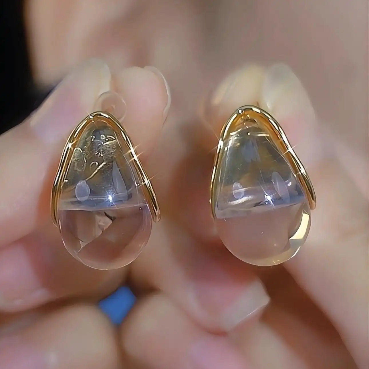 Clear Resin Teardrop Drop Earrings
