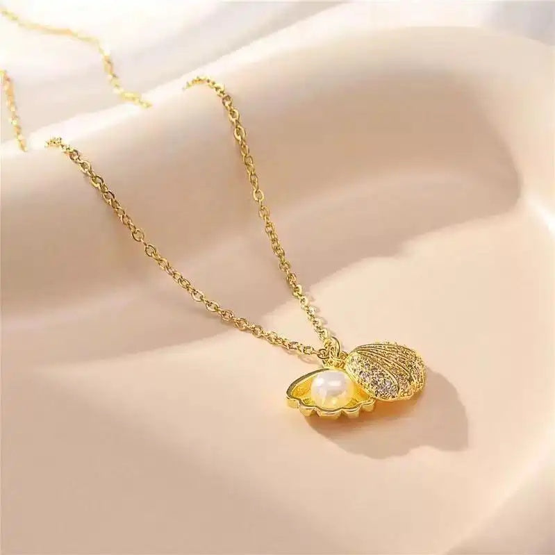 Coastal Charm Shell and Pearl Necklace