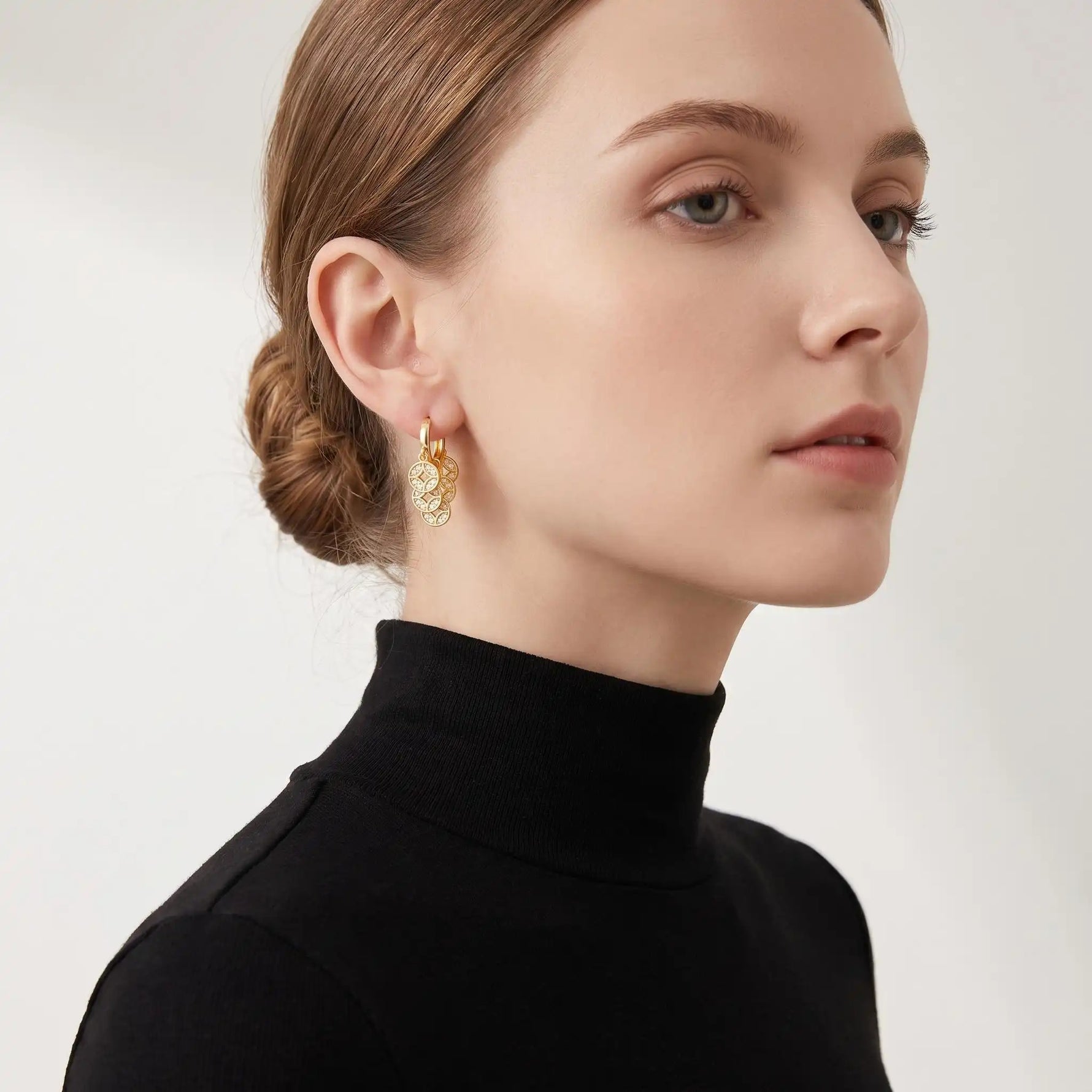 Cold Hollow Geometric Coin Tassel Drop Earrings