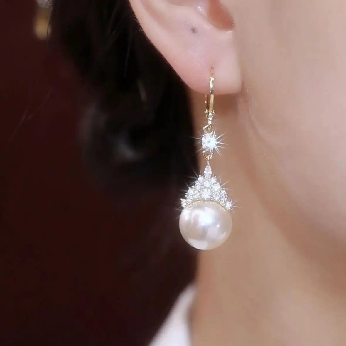 Crown Pearl Hoop Earrings