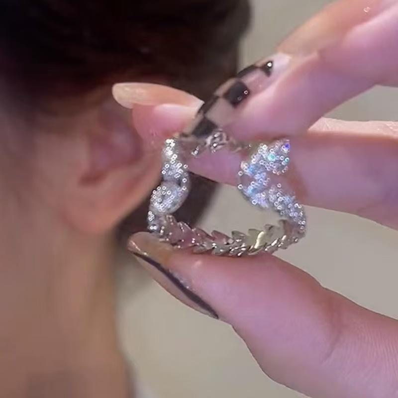 Crystal Cartilage Clip Wheat Ear Earrings
