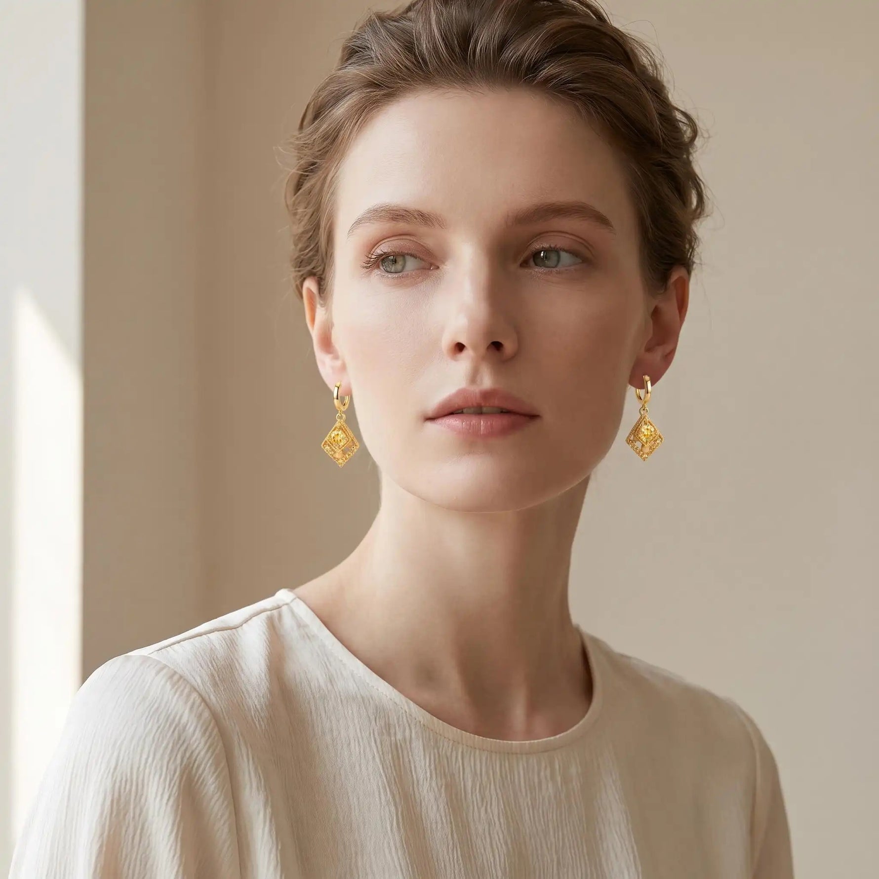 Crystal Diamond-Shaped Earrings