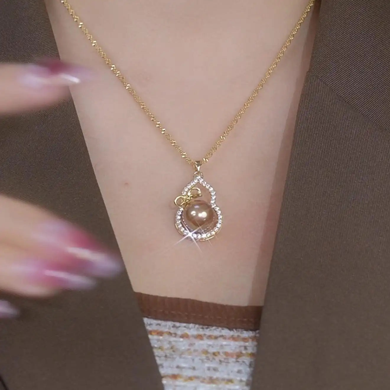 Crystal Gourd Tassel Pendant Necklace