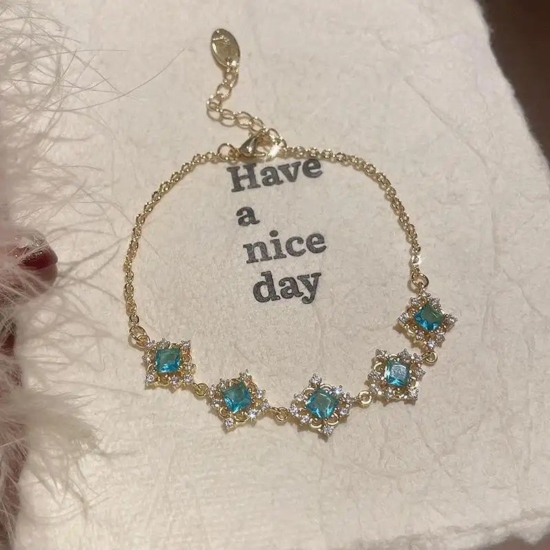 Crystal Rhombus Flower Pattern Bracelet