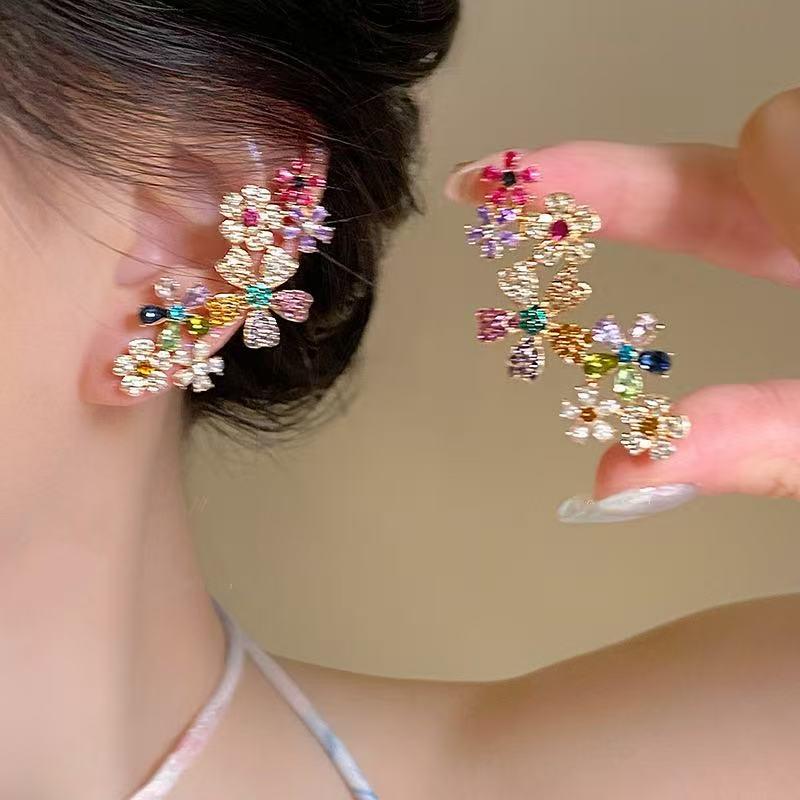 Dopamine Color Block Flower Ear Cuffs