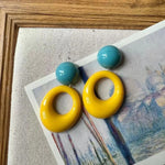 Dopamine Oval Circle Vacation Stud Earrings