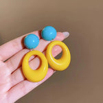 Dopamine Oval Circle Vacation Stud Earrings