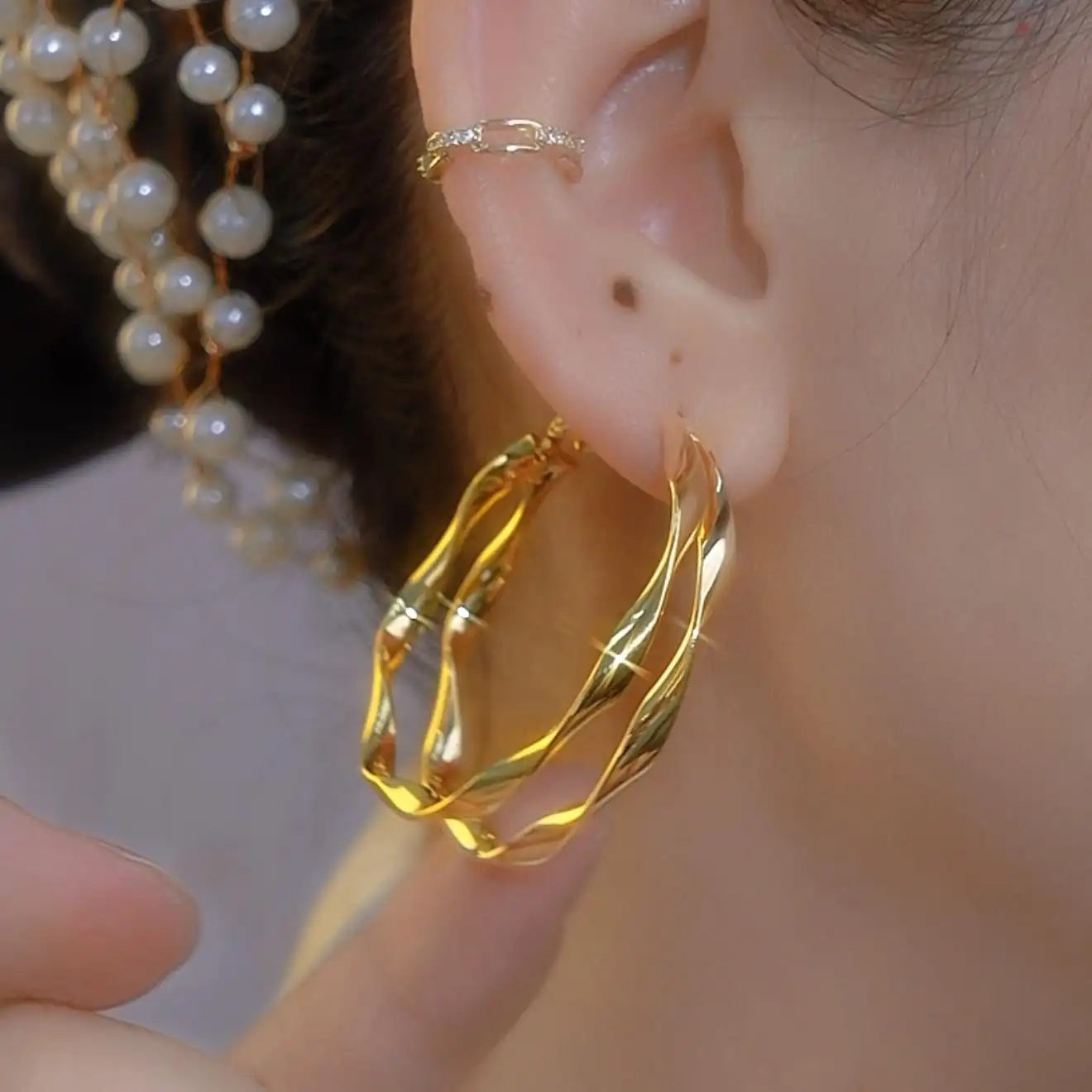 Double Layer Curve European Cold Hoop Earrings