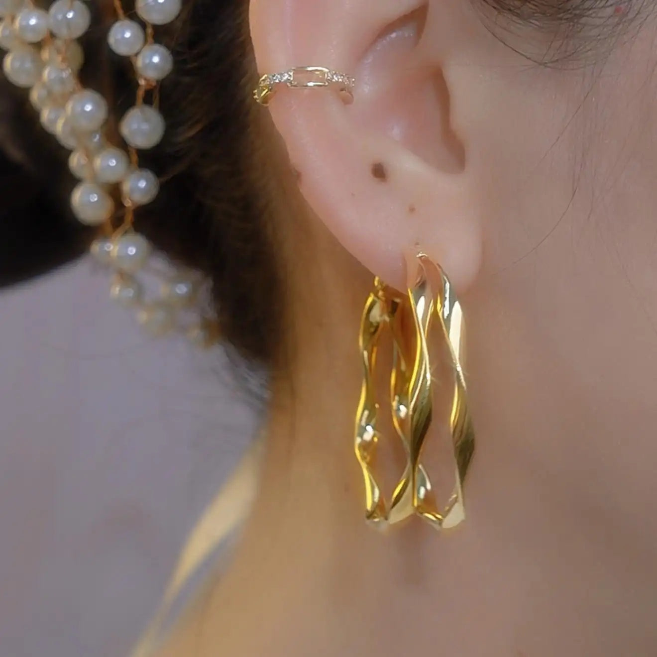 Double Layer Curve European Cold Hoop Earrings