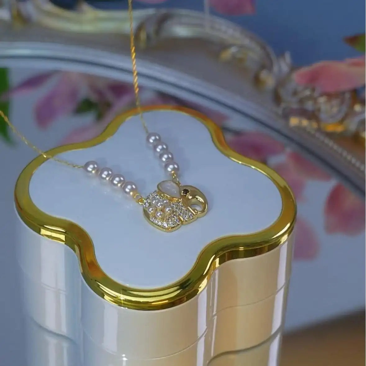 Elephant Pendant Necklace