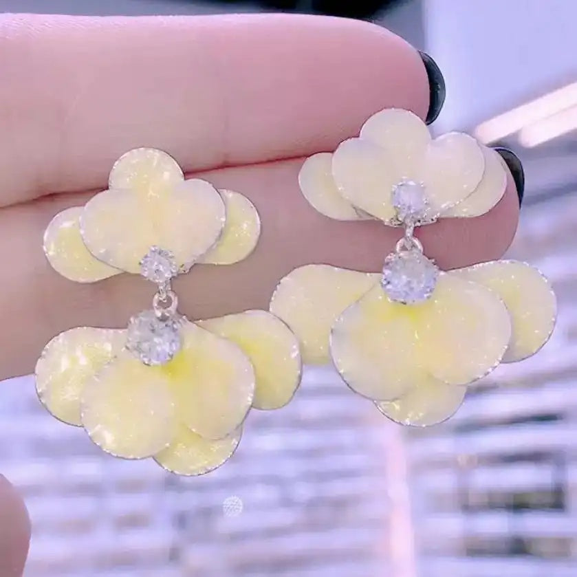 Enamel Dripping Petal Yellow Mori Earrings