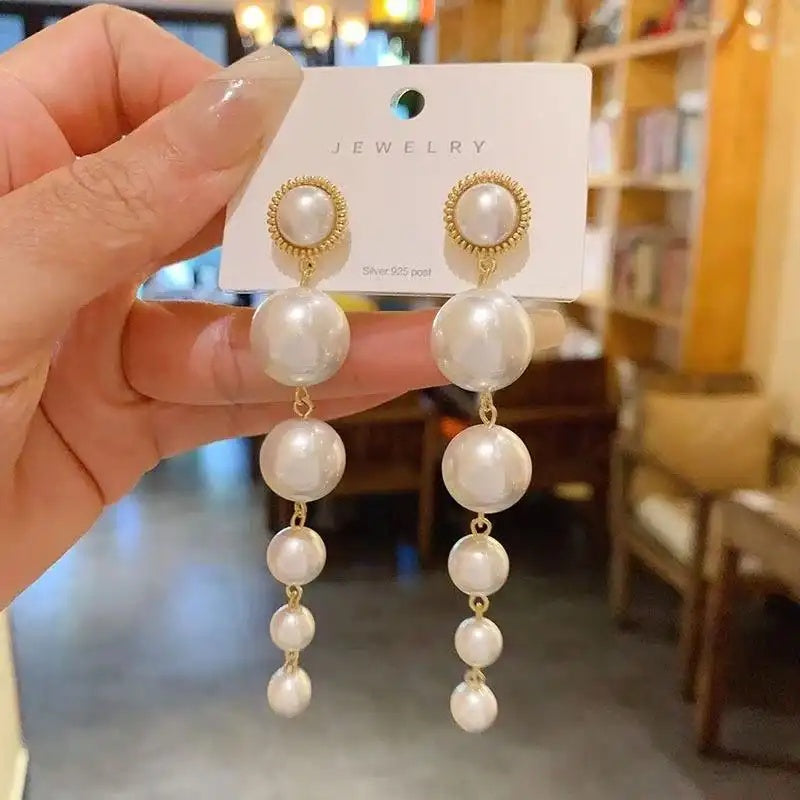 European and American Long Pearl Drop Earrings
