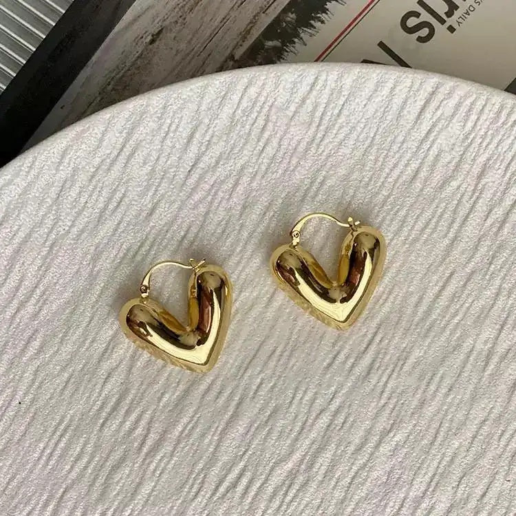 European Material Fine Polish Hollow Hoop Earrings