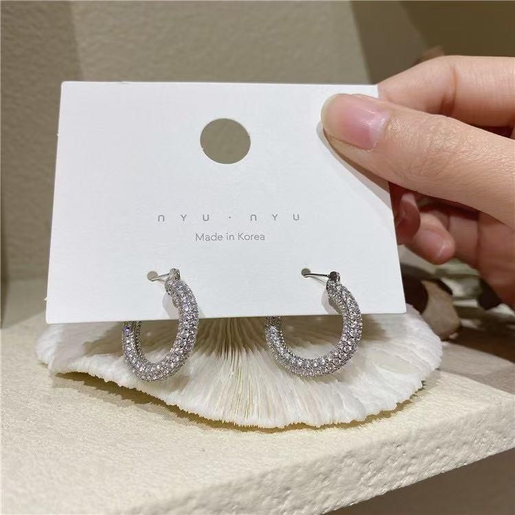 Fan Hua Same Crystal Geometric Hoop Earrings
