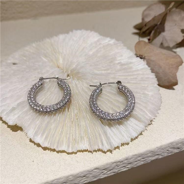 Fan Hua Same Crystal Geometric Hoop Earrings
