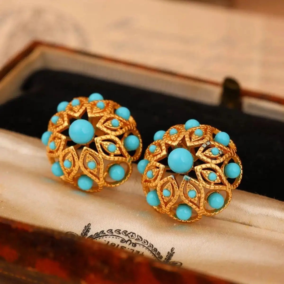 French Retro Turquoise Textured 3d Earrings