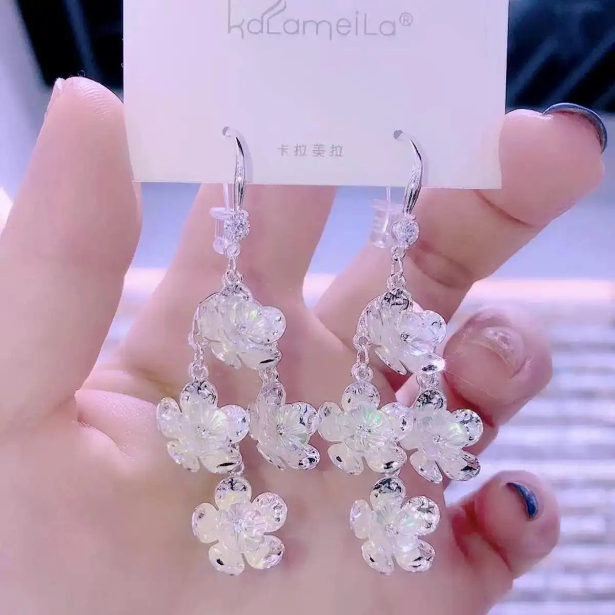 Gentle and Intellectual Flower Atmosphere Earrings