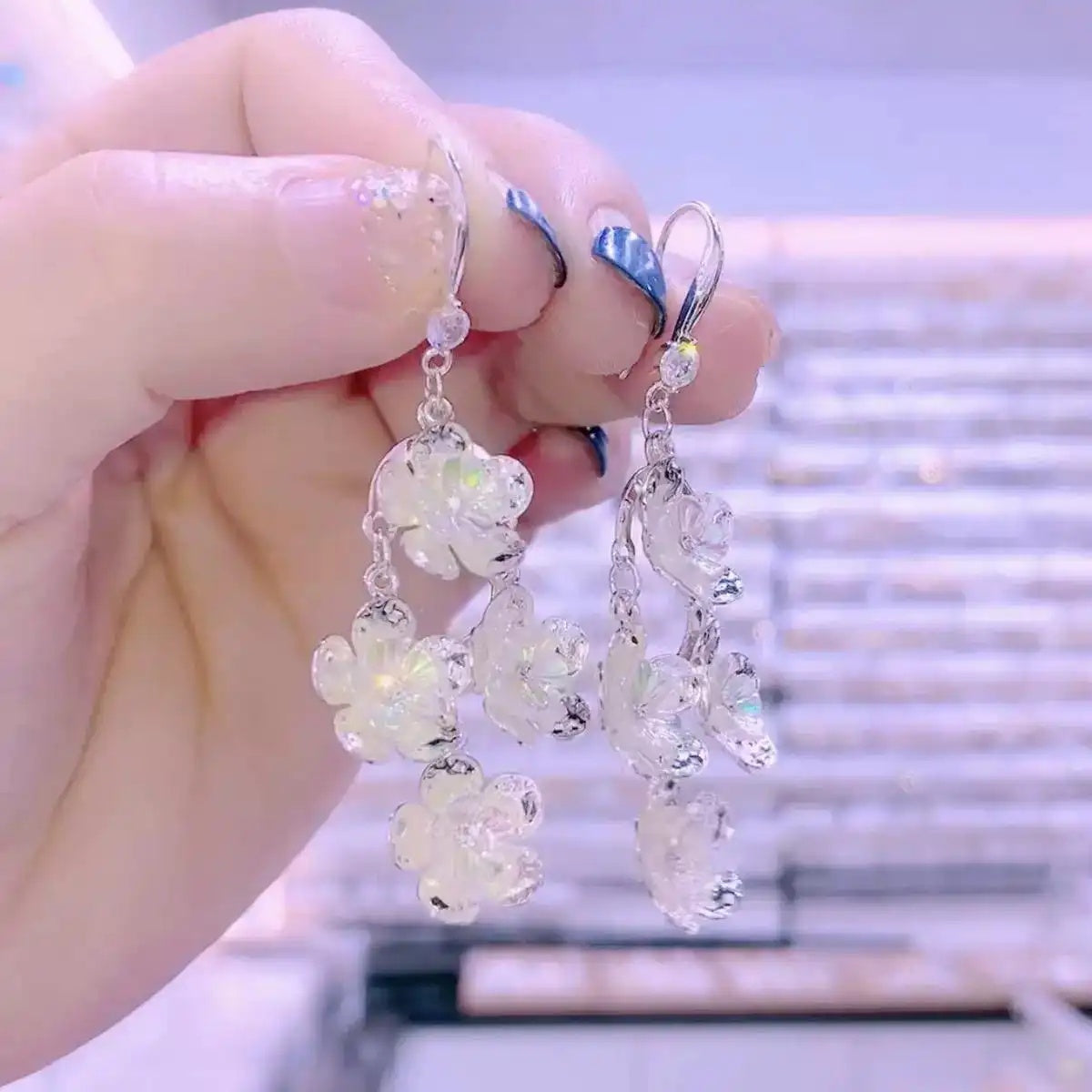 Gentle and Intellectual Flower Atmosphere Earrings