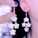Gentle and Intellectual Flower Atmosphere Earrings