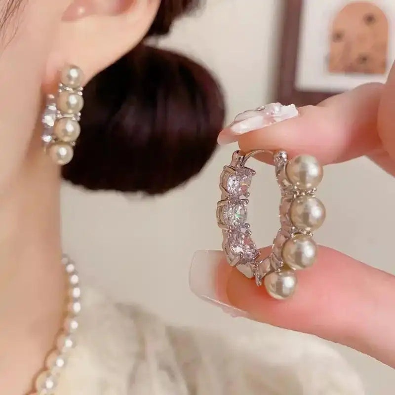Geometric Pearl Diamonds Hoop Earrings