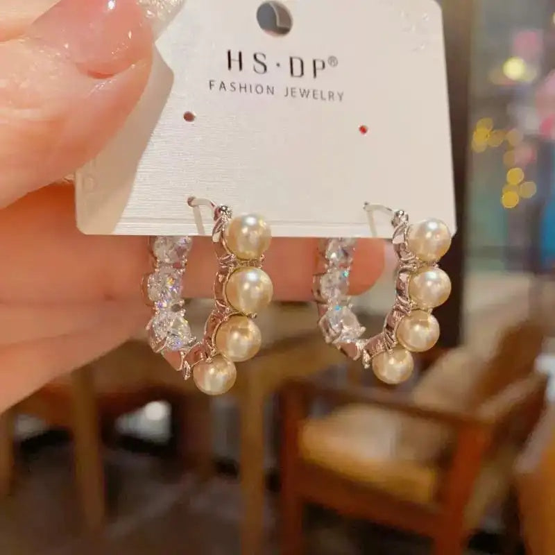Geometric Pearl Diamonds Hoop Earrings