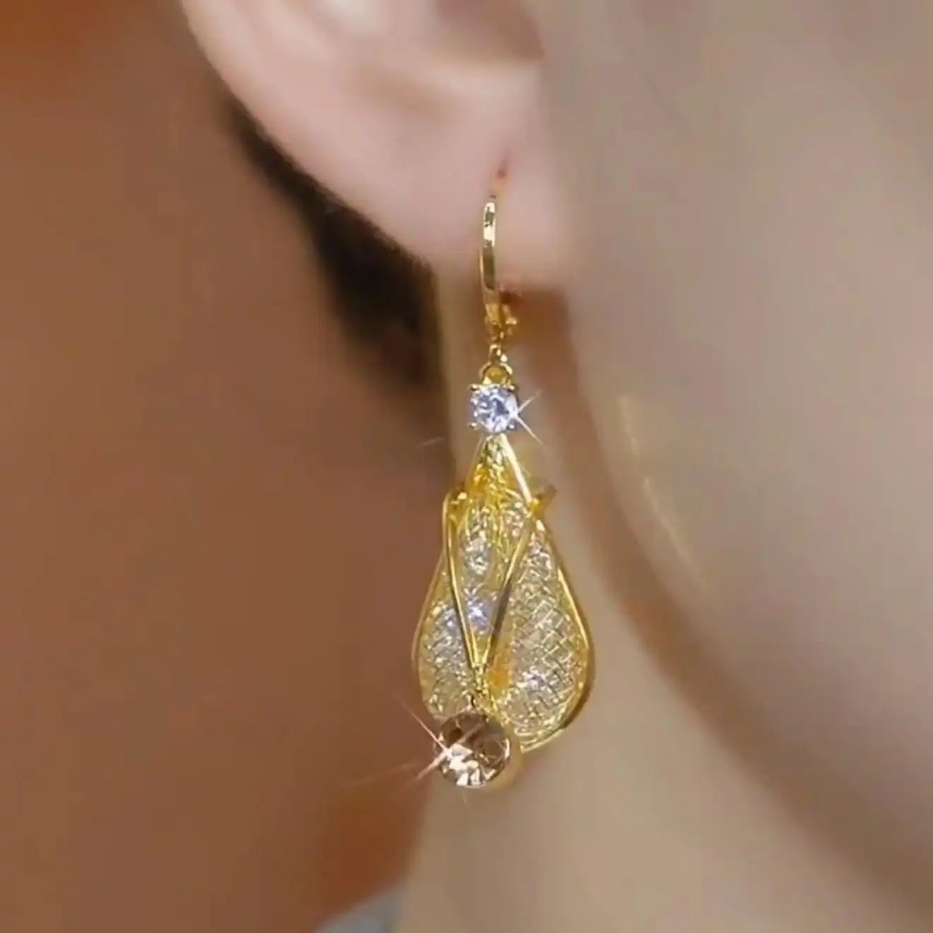 Geometric Teardrop Drop Earrings
