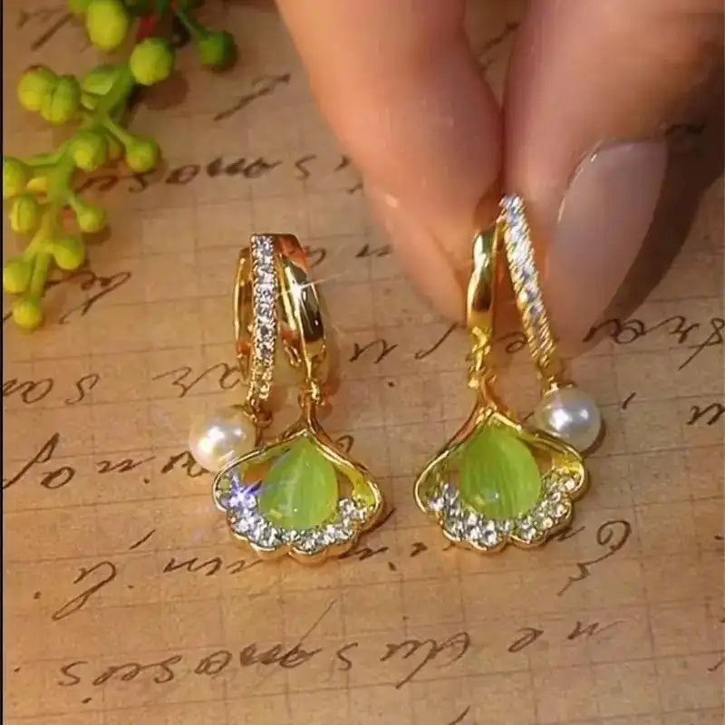 Ginkgo Leaf Retro Hoop Earrings