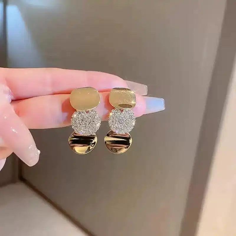 Gold Disc Needle Round Drop Earrings