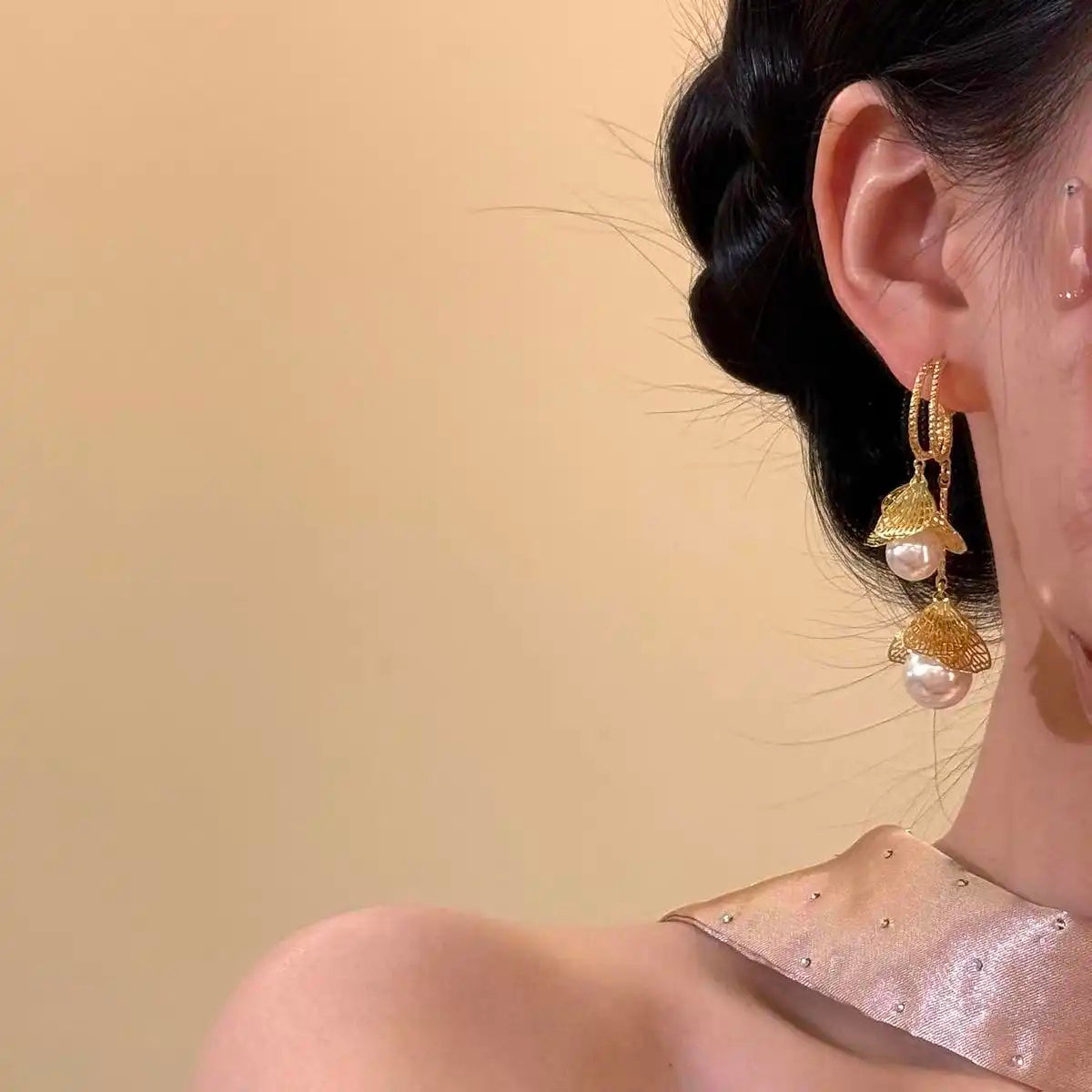 Gold Tassel Ginkgo Leaf Pearl Drop Earrings
