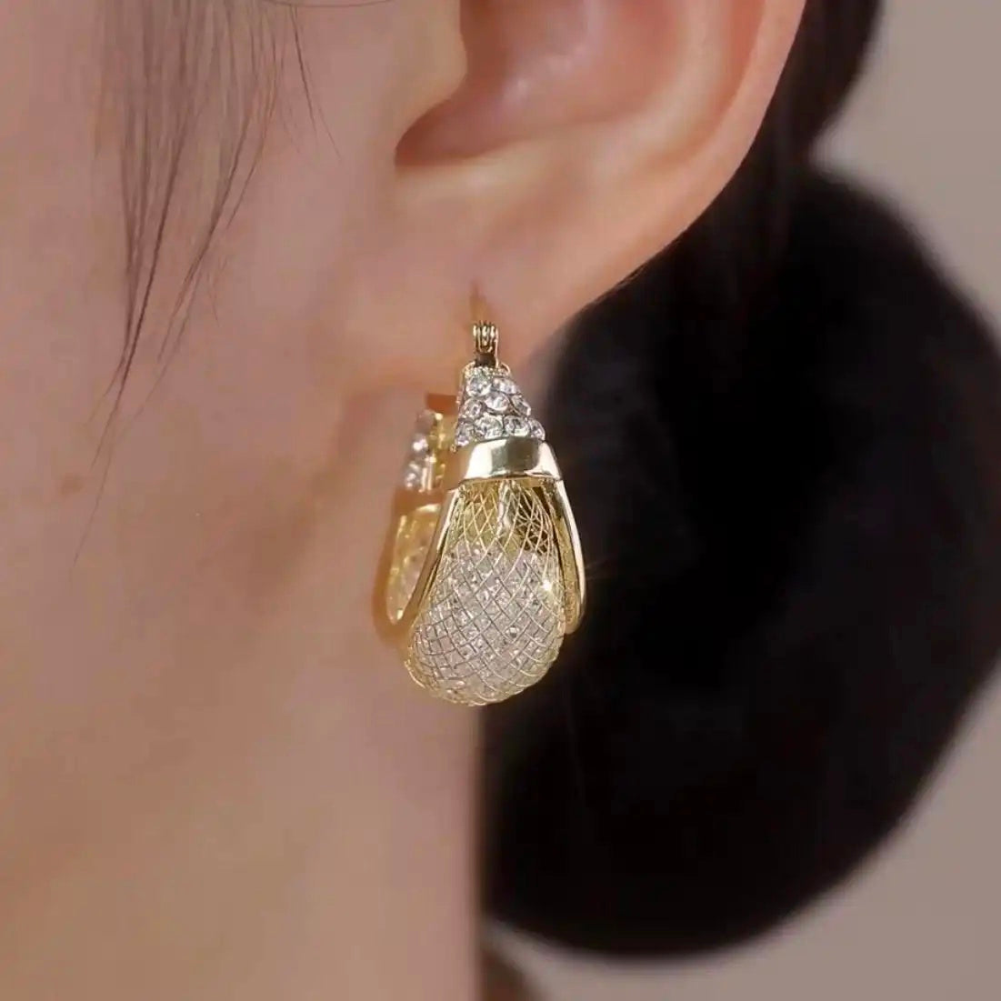 Gold Thread Mesh Earrings