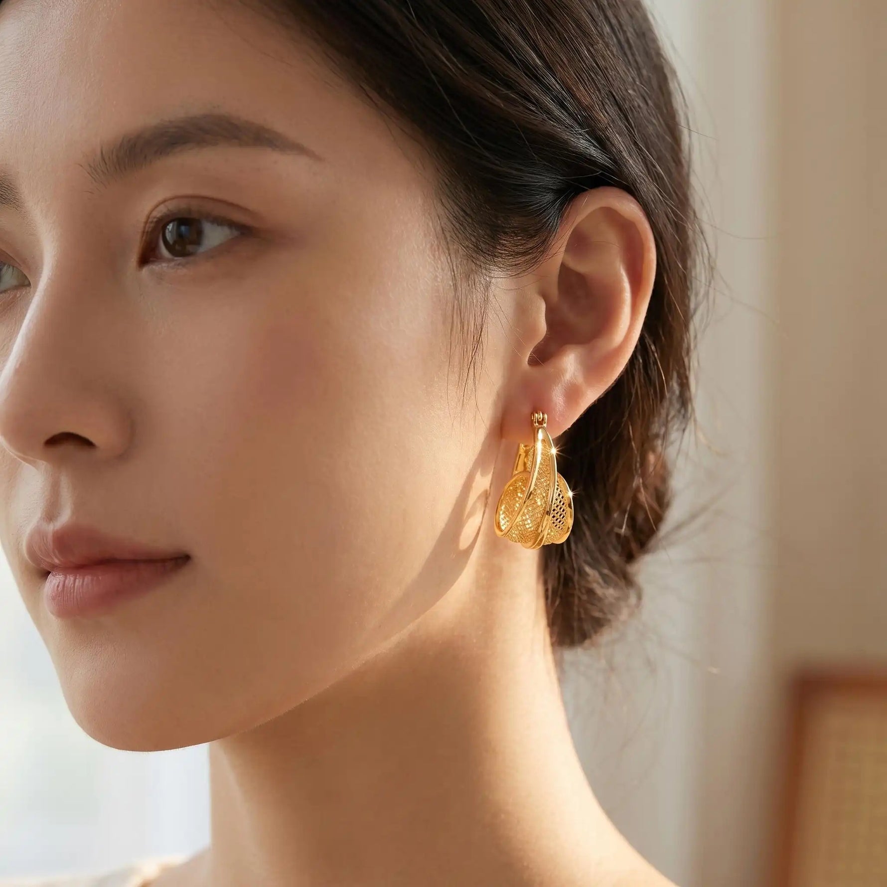 Gold Thread Mesh Hoop Earrings