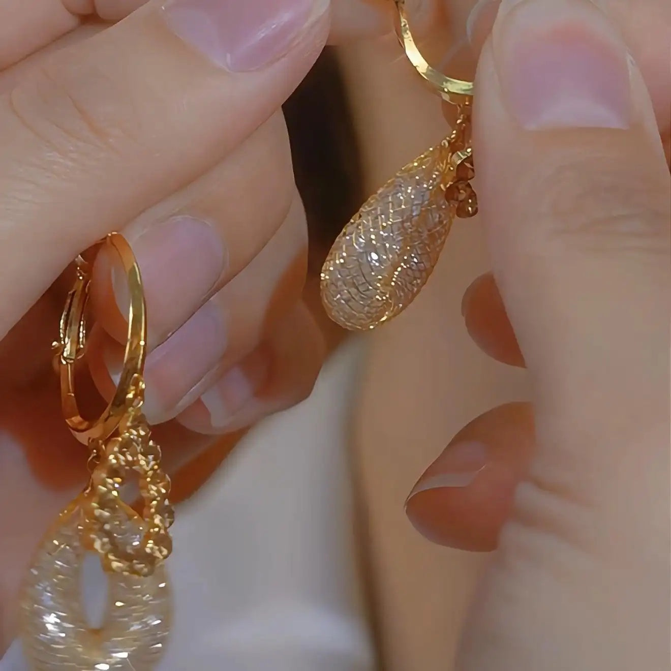 Gold Wire Mesh Teardrop Drop Earrings