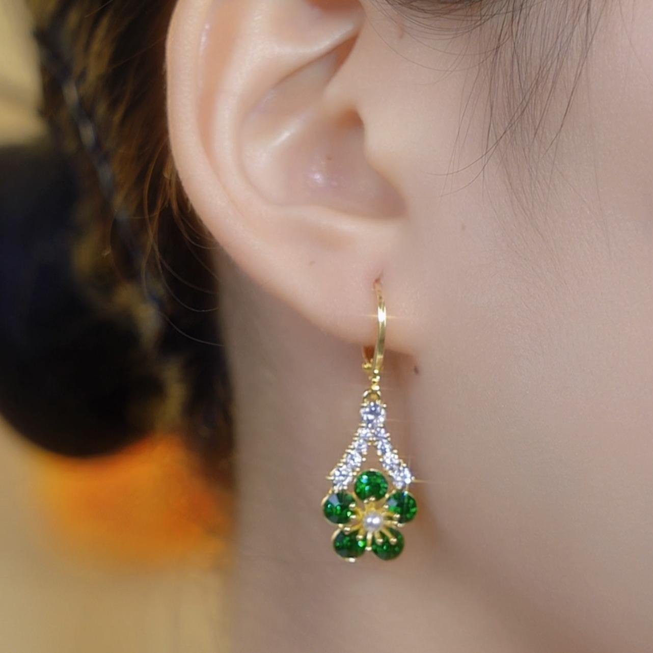 Green Crystal Flower Earrings