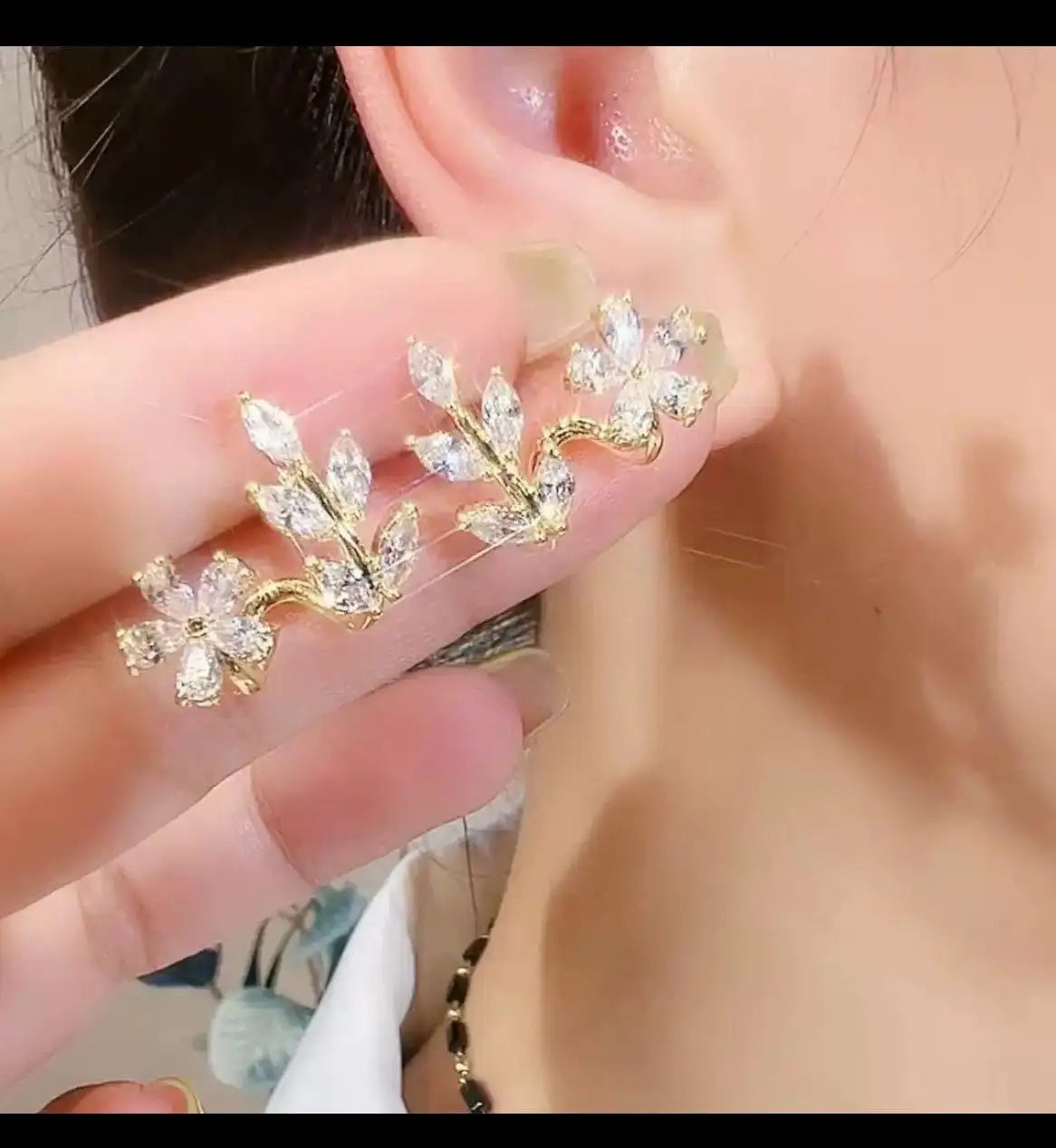 Green Leaf Stud Earrings