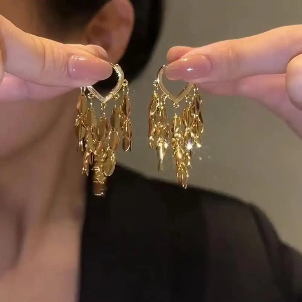 Heart-Shaped Leaf Tassels Ear Cuffs
