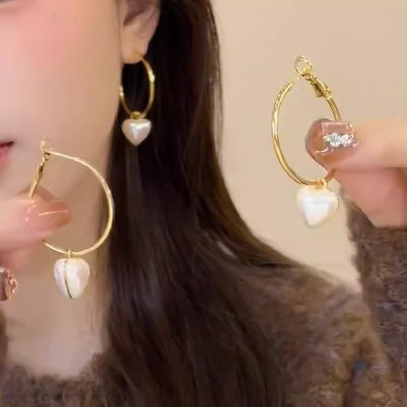 Heart Two-Way Wear Circle Gentle Earrings